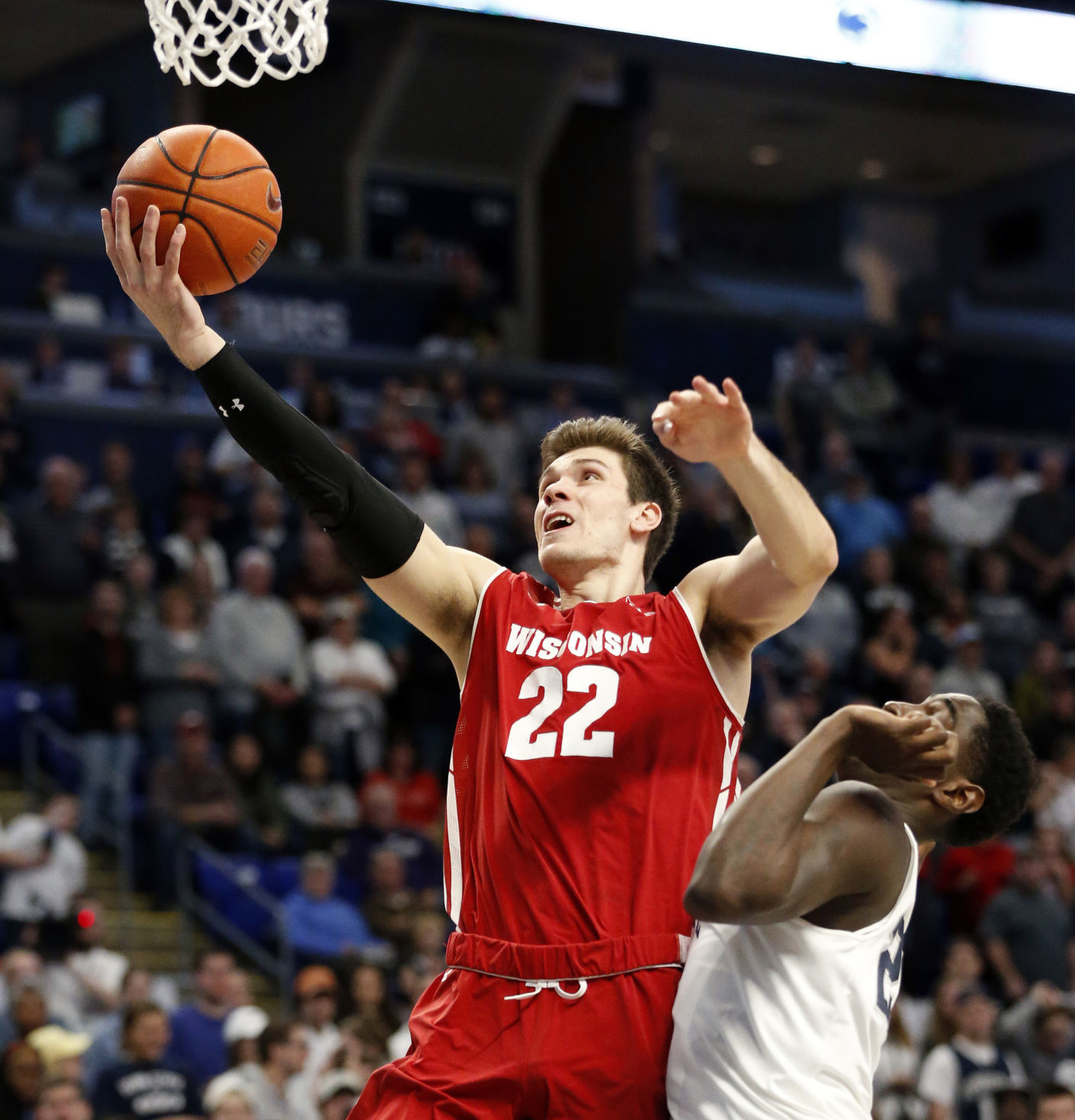 Badgers 71, Nittany Lions 52